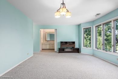 Welcome to Cambridge on the Lake! This spacious *Regency* model