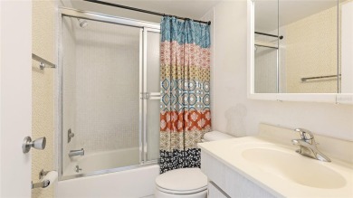 Welcome to the best value in Glen Oaks! This 2-bedroom