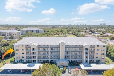 End unit with a den in Preserve I, being sold turnkey. This home