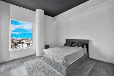 This gem is ready for a new owner. The 2-bedroom /2- Bath open