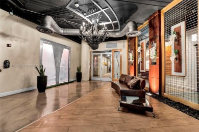 This gem is ready for a new owner. The 2-bedroom /2- Bath open