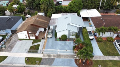 Discover the charm of Lime Grove Estates in this cozy 3-bed