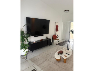 Stunning one-story villa with breathtaking lakefront views! This