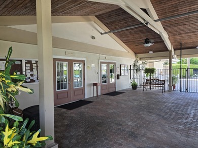 Great water view condo! You will enjoy the view of the fountain