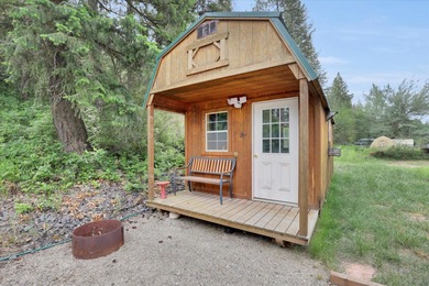 Ring in the holidays at your own private paradise! Nestled on