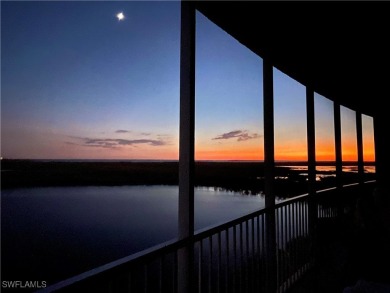 Wake up to breathtaking water views and catch a glimpse of the