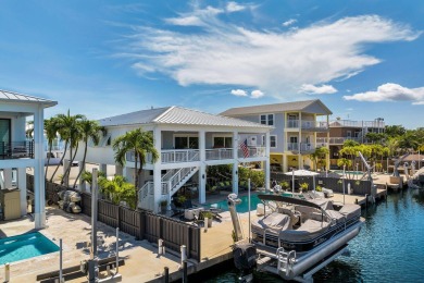 Discover this impeccable modern concrete home, perfectly