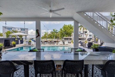 Discover this impeccable modern concrete home, perfectly