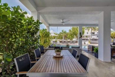 Discover this impeccable modern concrete home, perfectly