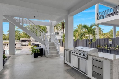 Discover this impeccable modern concrete home, perfectly