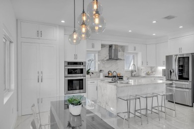 Discover this impeccable modern concrete home, perfectly