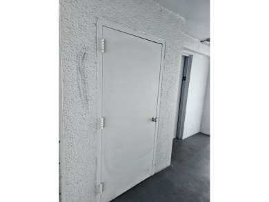 Beautiful 1BR/1.5BA condo with ceramic tile flooring in gated