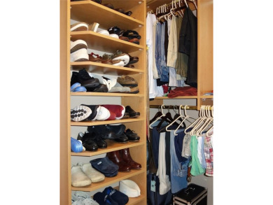 Highly sought-after *King* 1840 overall sqft model with impact