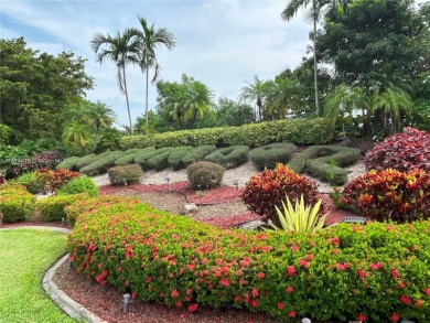 Enjoy resort-style living in Wynmoor's sought-after Antigua I