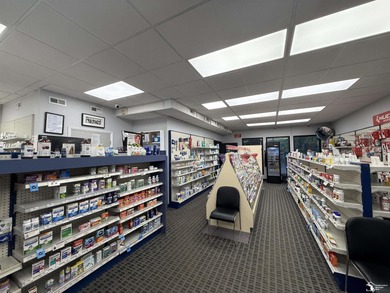 Prime medical office opportunity on high-traffic S Custer (M-50)