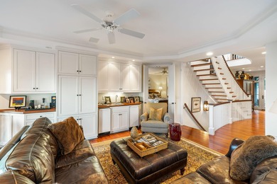 An elegant classic with spectacular views on one of Seabrook