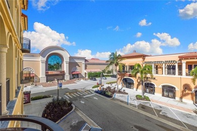 *EXTREMELY RARE* FASHION DRIVE FULLY REMODELED CONDO! Welcome to