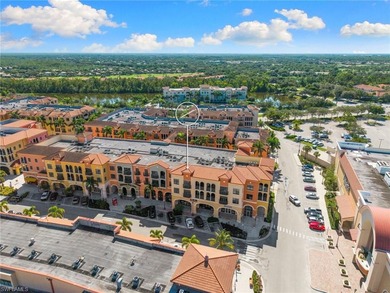 *EXTREMELY RARE* FASHION DRIVE FULLY REMODELED CONDO! Welcome to