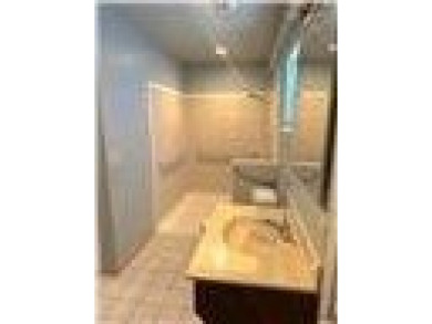 Motivated Seller! Great Investment opportunity! Possibilities