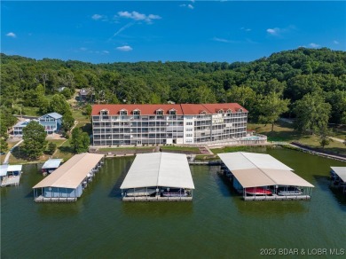 PERFECT FOR FULL-TIME LIVING, NO STEPS!! SENSE OF COMMUNITY