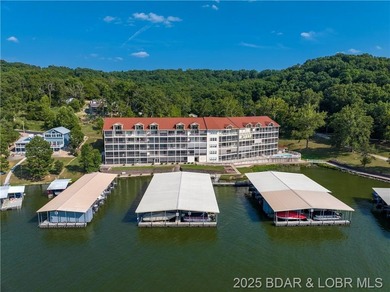 PERFECT FOR FULL-TIME LIVING, NO STEPS!! SENSE OF COMMUNITY