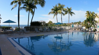 Premier 1 bedroom unit a stunning open water and pool view off