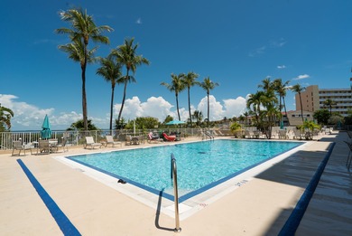 Premier 1 bedroom unit a stunning open water and pool view off