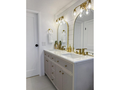 Agent is also the owner. Welcome to Kawama Tower, one of the