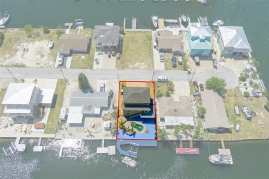 Gulf View Waterfront Pool Home. This 4-bedroom home with