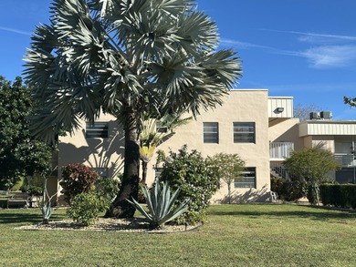 Beautiful second floor corner unit for rent in 55+ community