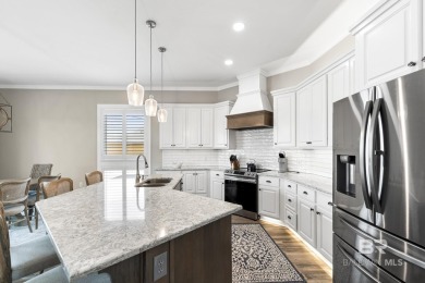 Beautiful BEACHFRONT w/POOL & ELEVATOR.. UNIT E - Stars n