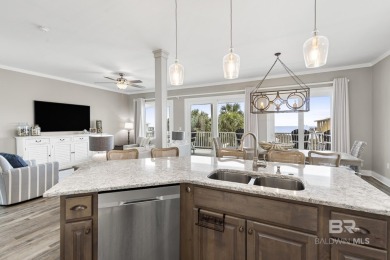 Beautiful BEACHFRONT w/POOL & ELEVATOR.. UNIT E - Stars n