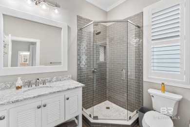 Beautiful BEACHFRONT w/POOL & ELEVATOR.. UNIT E - Stars n