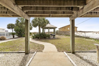 Beautiful BEACHFRONT w/POOL & ELEVATOR.. UNIT E - Stars n