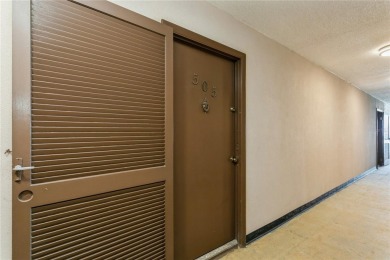 Motivated sellers! This stunning and spacious updated 1 bedroom