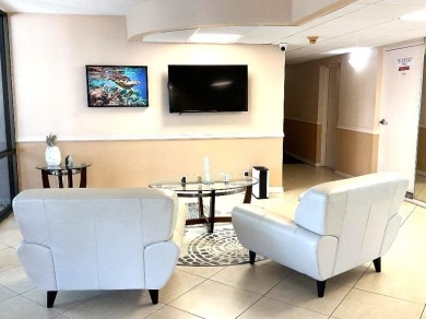 *** LOCATION, LOCATION !!! APROXIMETLY ONE AND A HALF MILE FROM