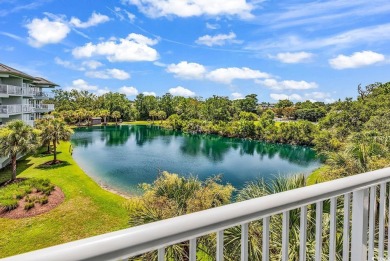 This beautiful third floor Villa with a balcony that overlooks a