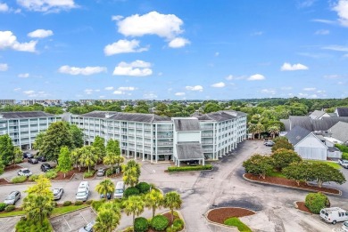 This beautiful third floor Villa with a balcony that overlooks a