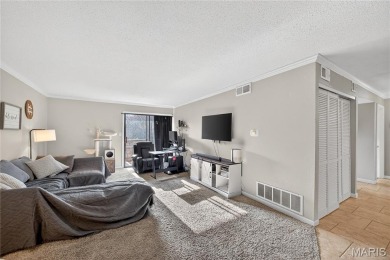 Welcome to 1465 Heritage Landing Unit 311 -- a spacious