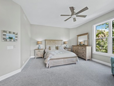 Boaters, this one is rare! On deep, protected water in Cocoanut