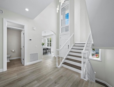 Boaters, this one is rare! On deep, protected water in Cocoanut