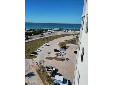 Discover Coastal Paradise - Everything completely renovated in