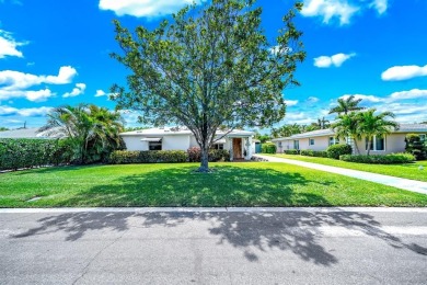 AWESOME Bonus room in the back! 2 bedrooms in the main part of