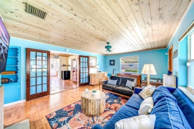 AWESOME Bonus room in the back! 2 bedrooms in the main part of