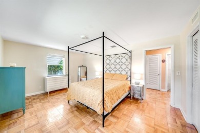 AWESOME Bonus room in the back! 2 bedrooms in the main part of