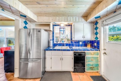 AWESOME Bonus room in the back! 2 bedrooms in the main part of