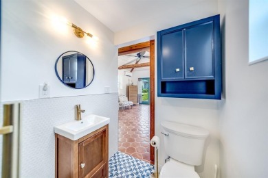 AWESOME Bonus room in the back! 2 bedrooms in the main part of