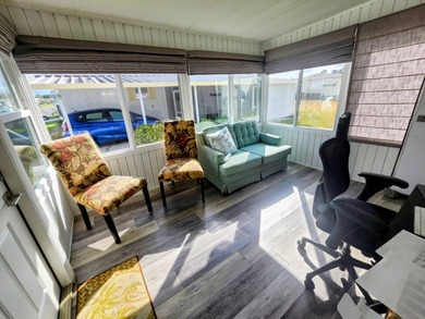 Made you look! This spectacular 2/2 open concept is ready for