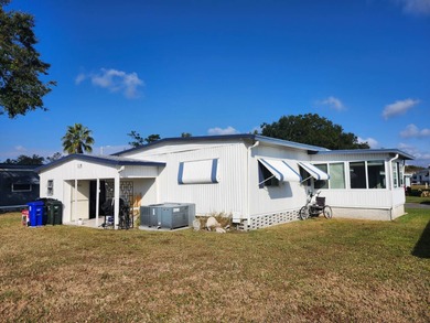 Made you look! This spectacular 2/2 open concept is ready for