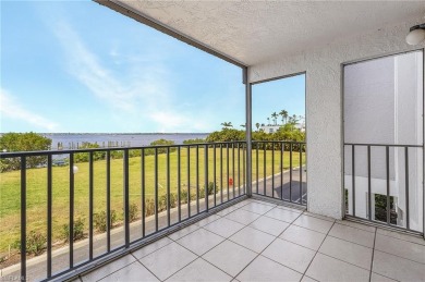 Look at these breath taking views.  This gated community is